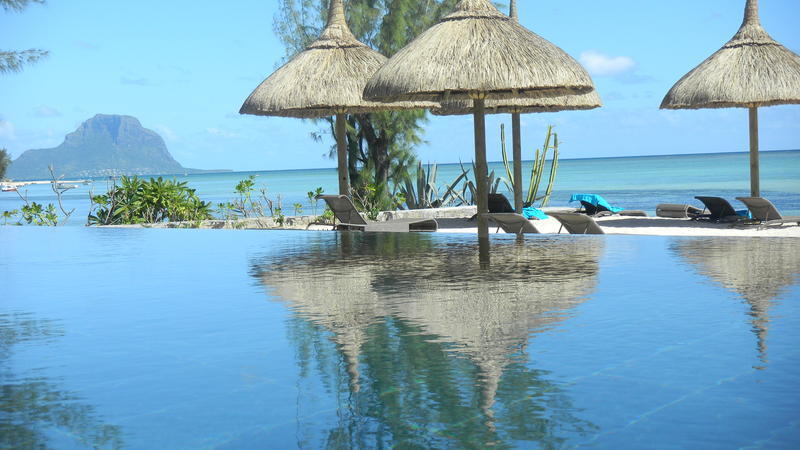 Esplanade Beachfront Luxury Apartments Mauritius Εξωτερικό φωτογραφία